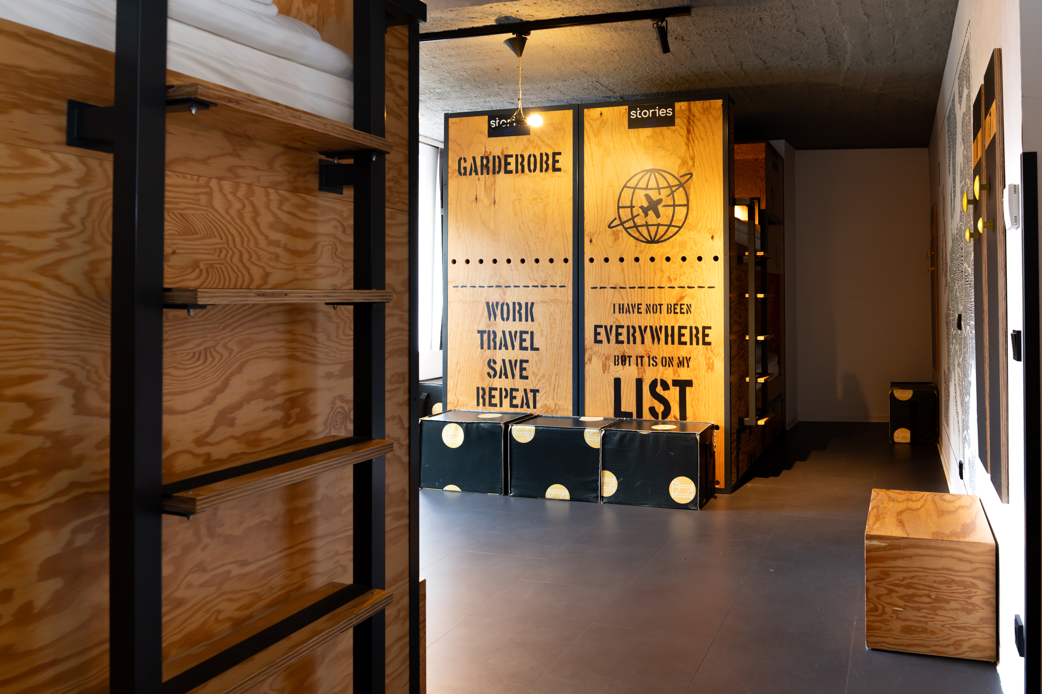 stories_Muenster_Hostel_Achtbettzimmer_2048 (6)