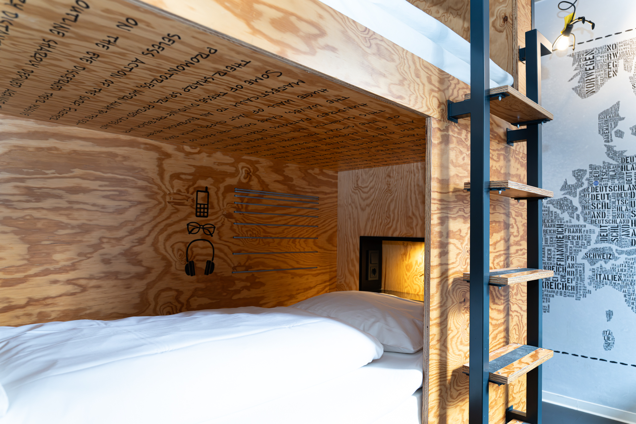 stories_Muenster_Hostel_Doppelbettzimmer_2048 (2)