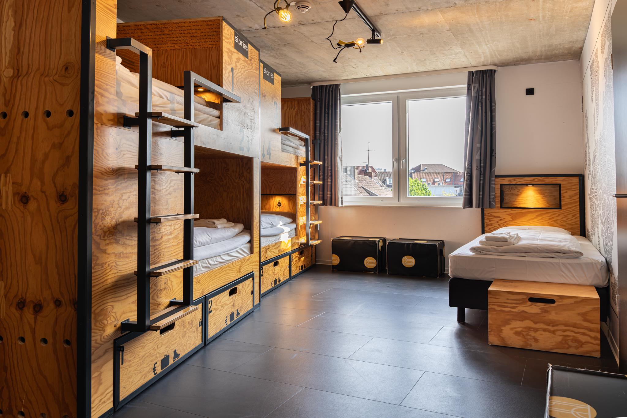 stories_Muenster_Hostel_Fünfbettzimmer_2048 (1)
