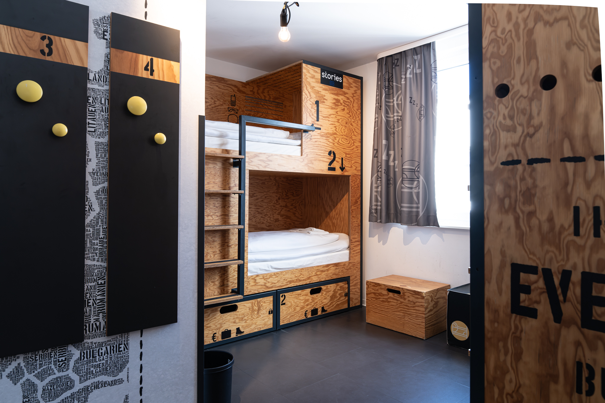 stories_Muenster_Hostel_Sechsbettzimmer_2048 (3)