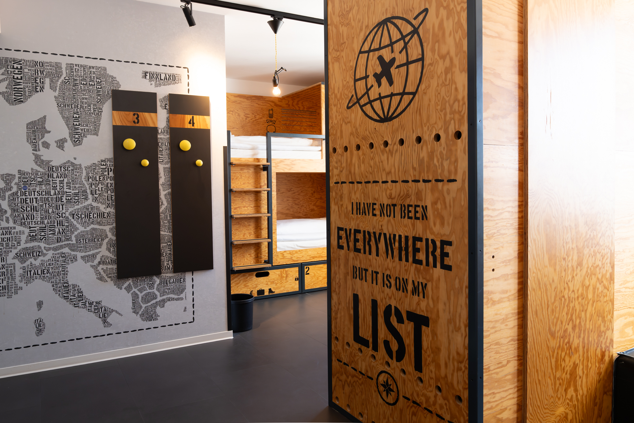stories_Muenster_Hostel_Sechsbettzimmer_2048 (5)