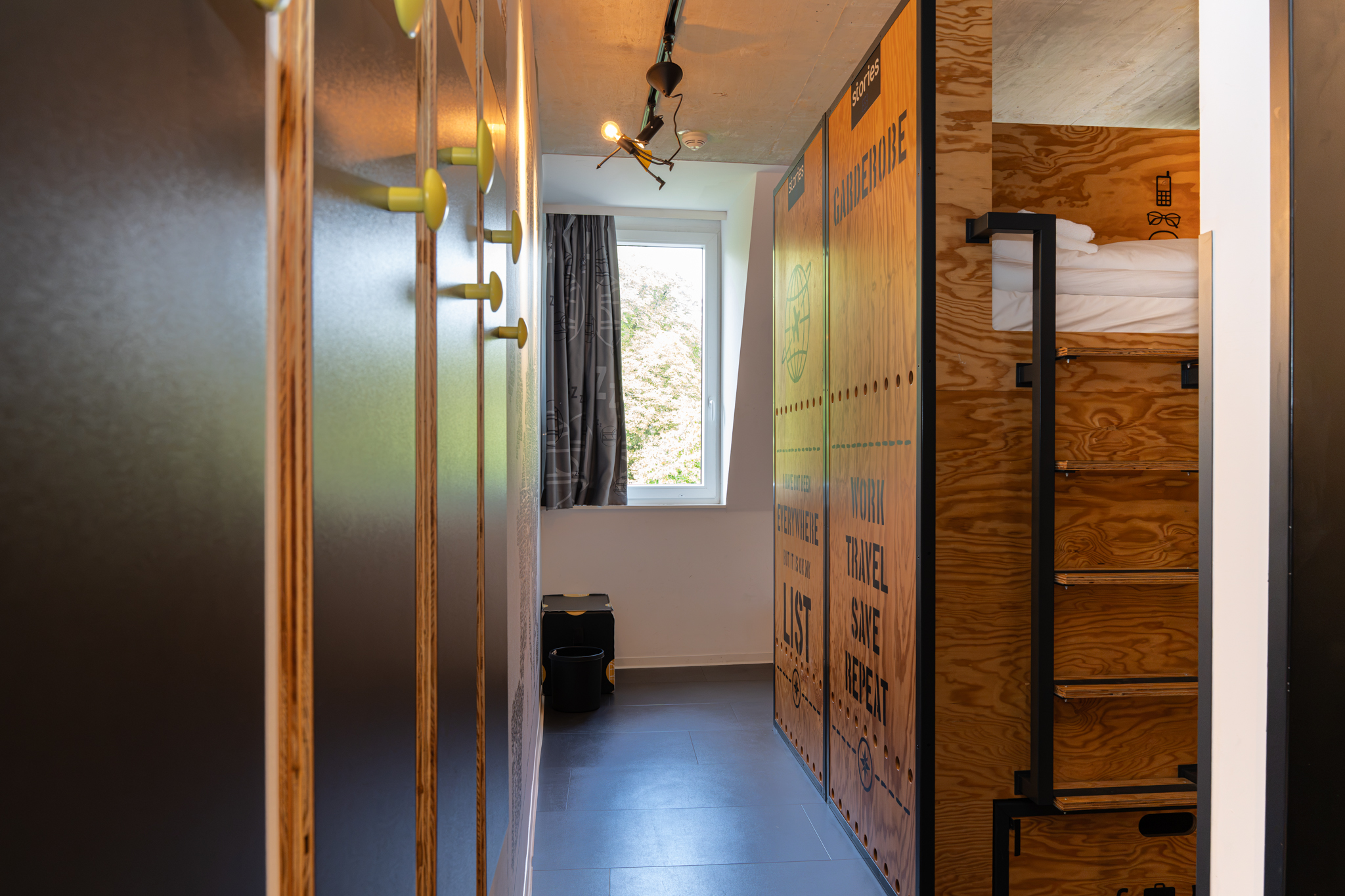 stories_Muenster_Hostel_Vierbettzimmer_2048 (1)
